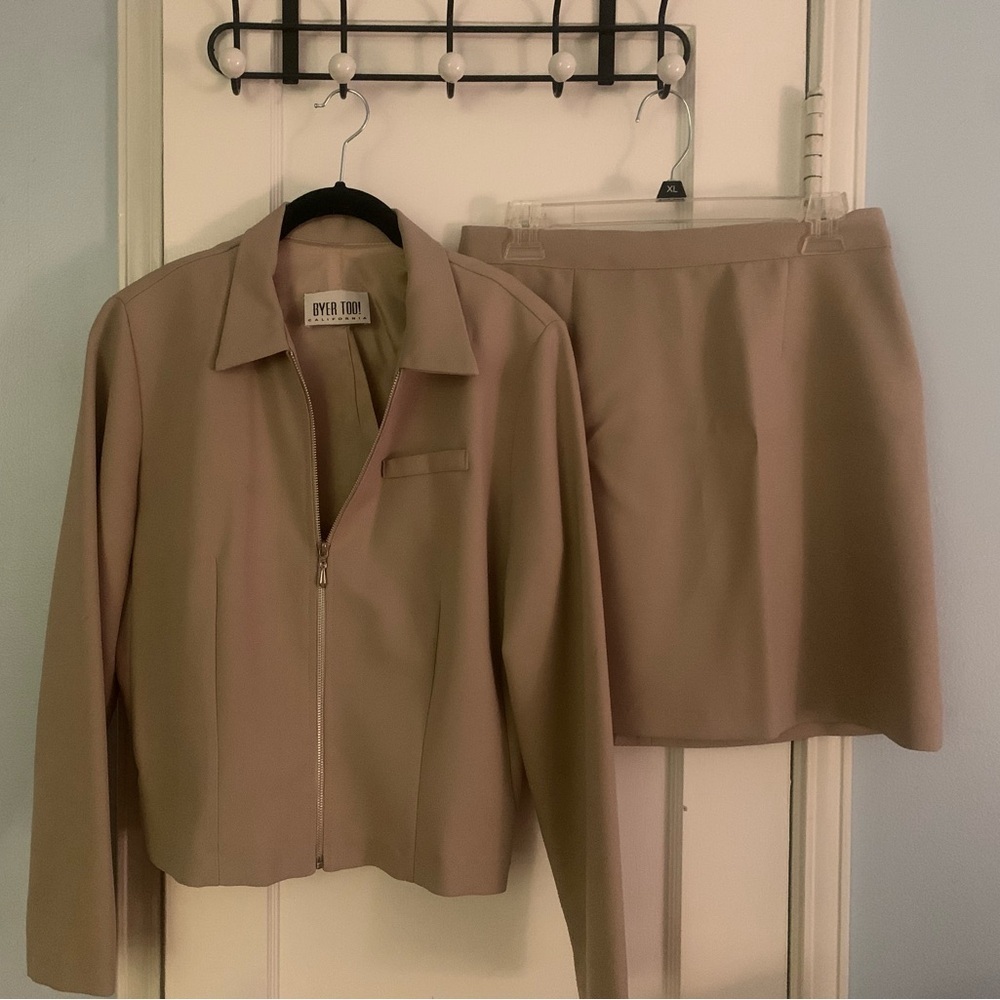 Byer Too Vintage 90s Y2K Tan Zip-Up Jacket and Mini